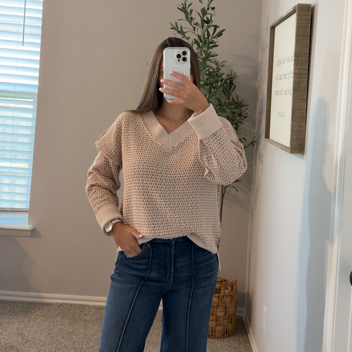 Sutton Textured V-Neck Sweater - Cream