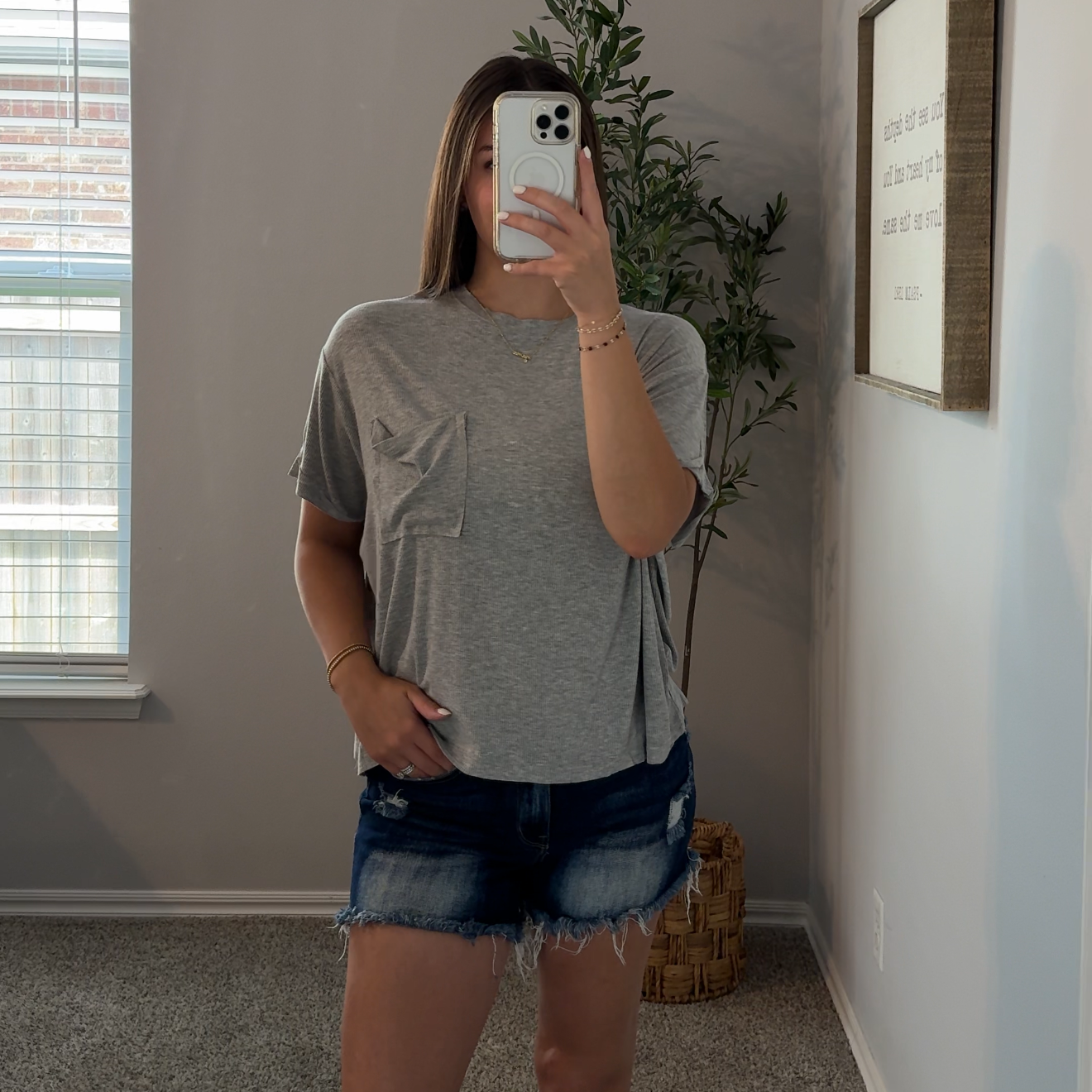 Droopy Pocket Tee - H Grey